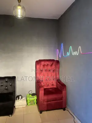 Salon For Rent