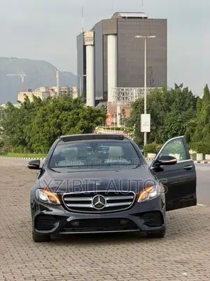 Mercedes-Benz E400 2018 Black