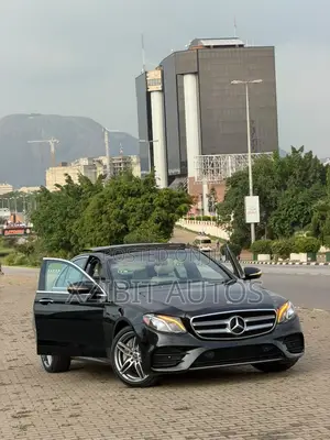 Mercedes-Benz E400 2018 Black