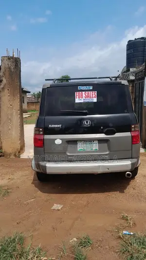 Honda Element 2004 Black