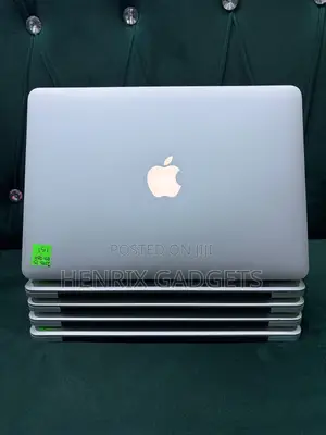 Laptop Apple MacBook Pro 2015 8GB Intel Core i5 SSD 256GB