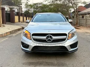 Mercedes-Benz GLA 250 2015 Silver