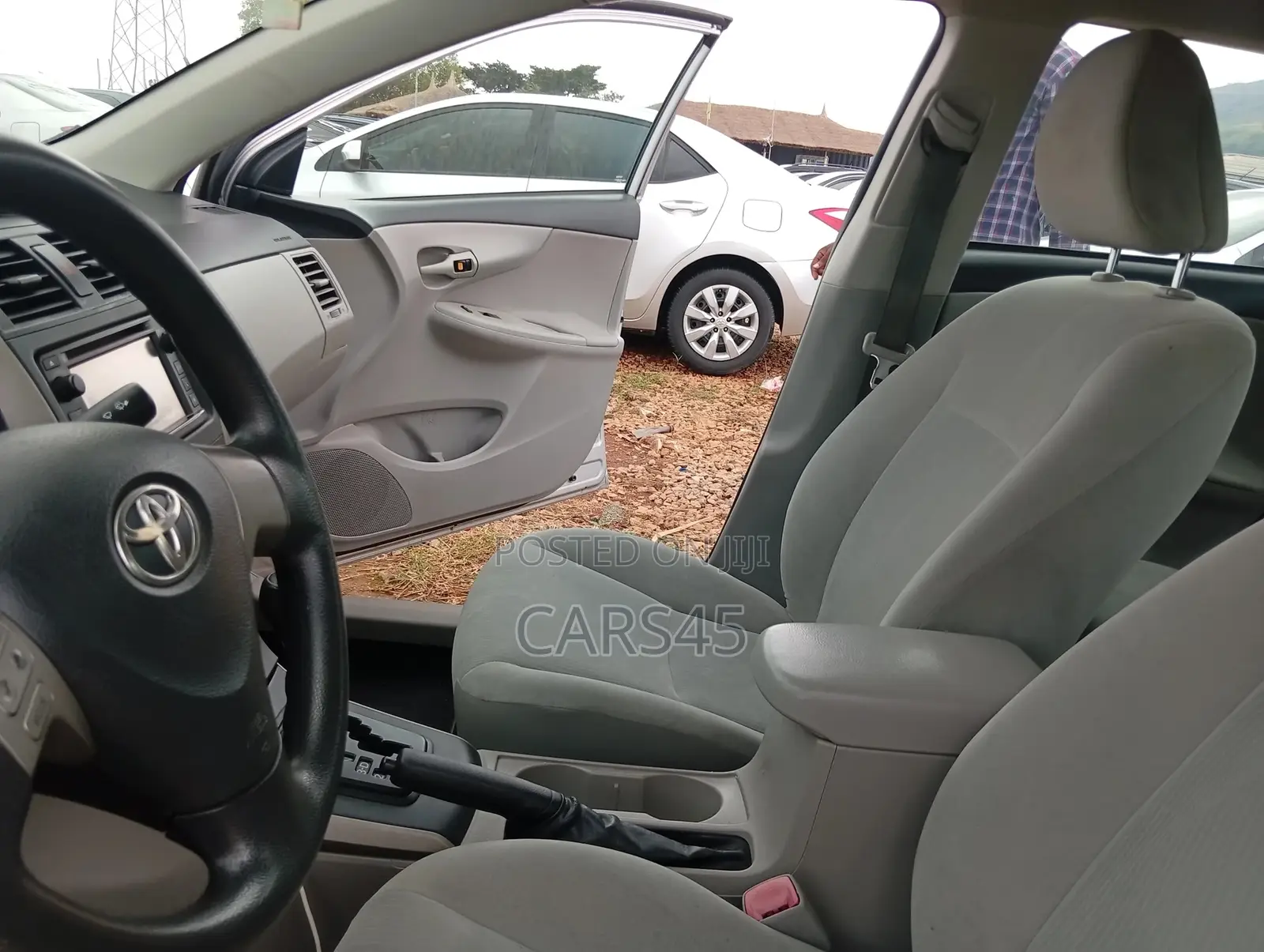 Toyota Corolla 2012 Silver