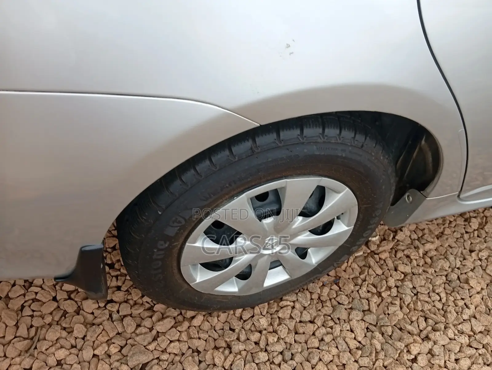 Toyota Corolla 2012 Silver