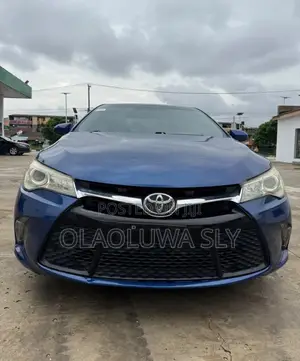 Toyota Camry SE w/Special Edition Pkg (2.5L 4cyl 6A) 2016 Blue