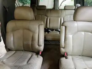 Chevrolet Suburban 2500 2006 Brown