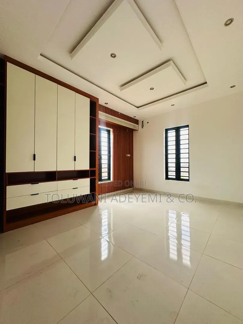 4 Bedroom Fully Detached Duplex With Bq, 2 No Miniflat, Cinema, Study