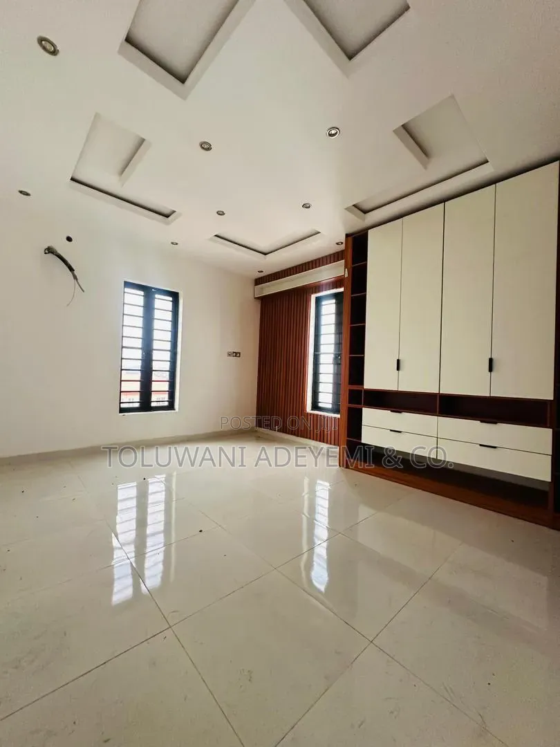 4 Bedroom Fully Detached Duplex With Bq, 2 No Miniflat, Cinema, Study