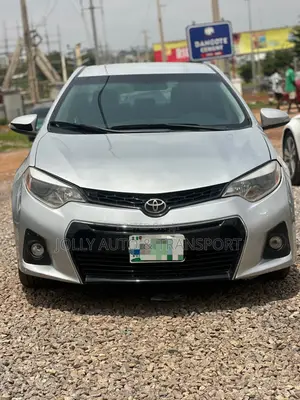 Toyota Corolla S 4dr Sedan (1.8L 4cyl CVT) 2016 Silver