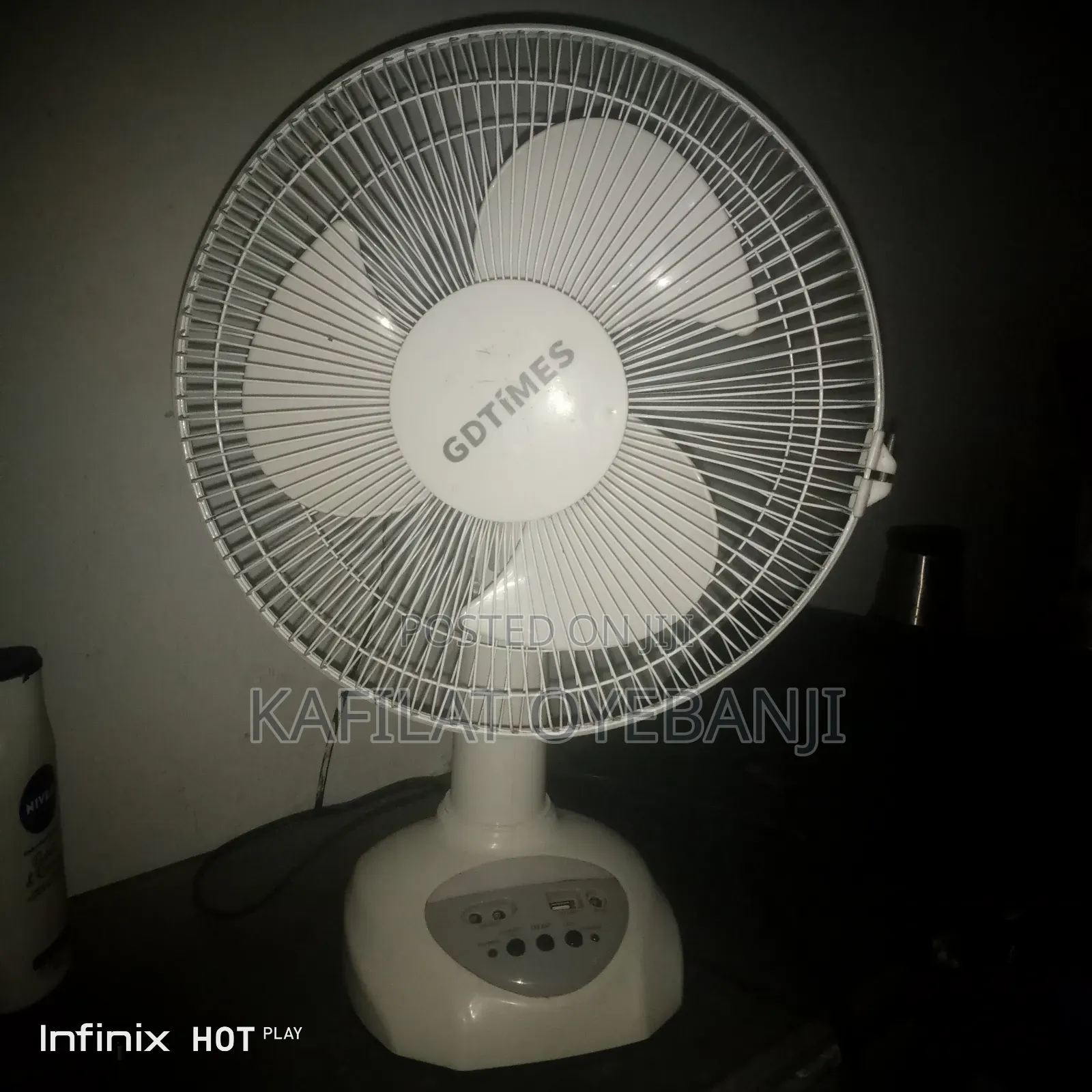 Used Table Fan 12"