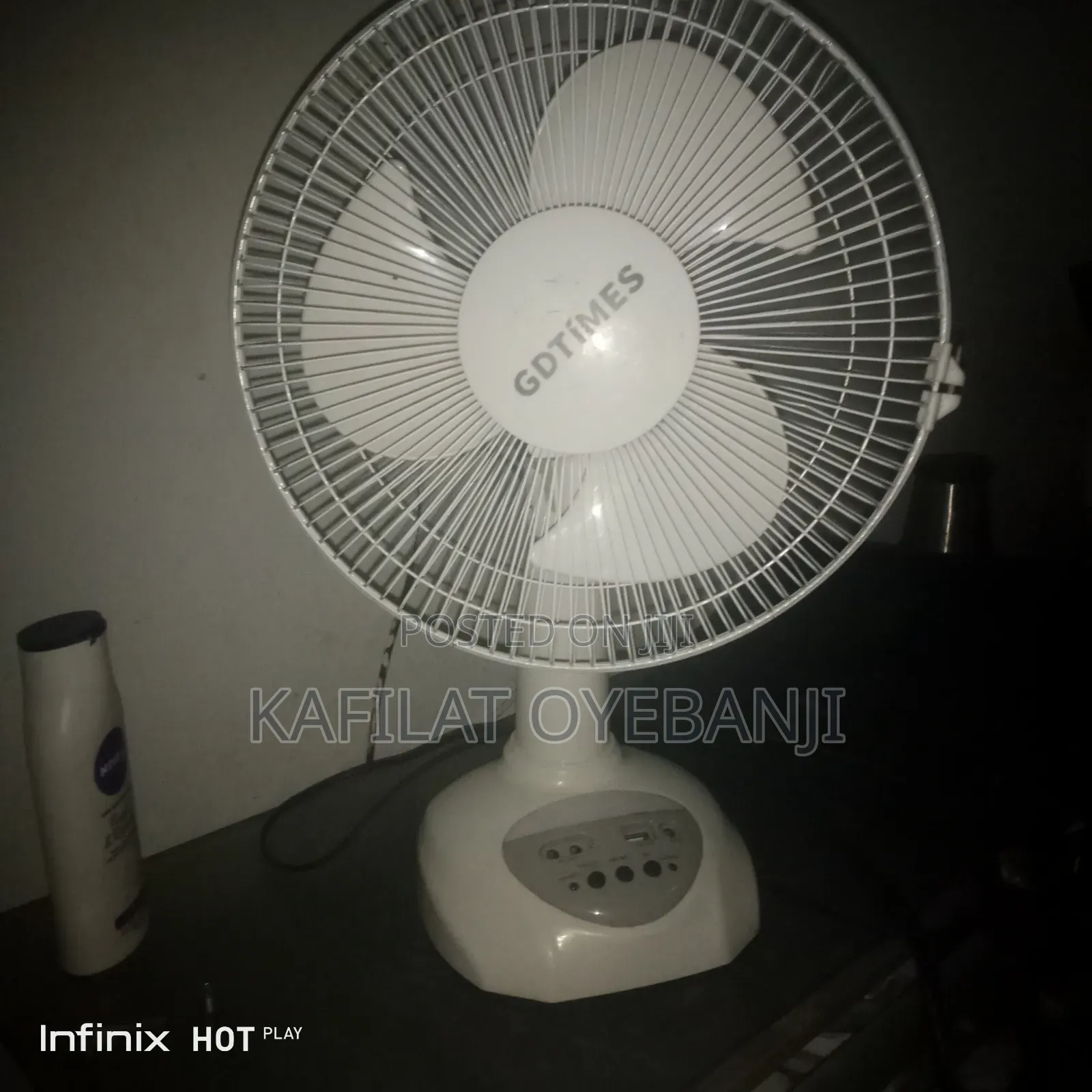 Used Table Fan 12"