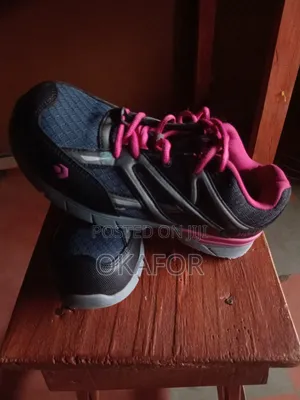 Adult Unisex Sneakers
