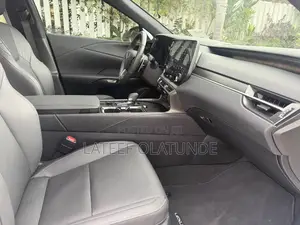 Lexus RX 350 Premium AWD 2024 White