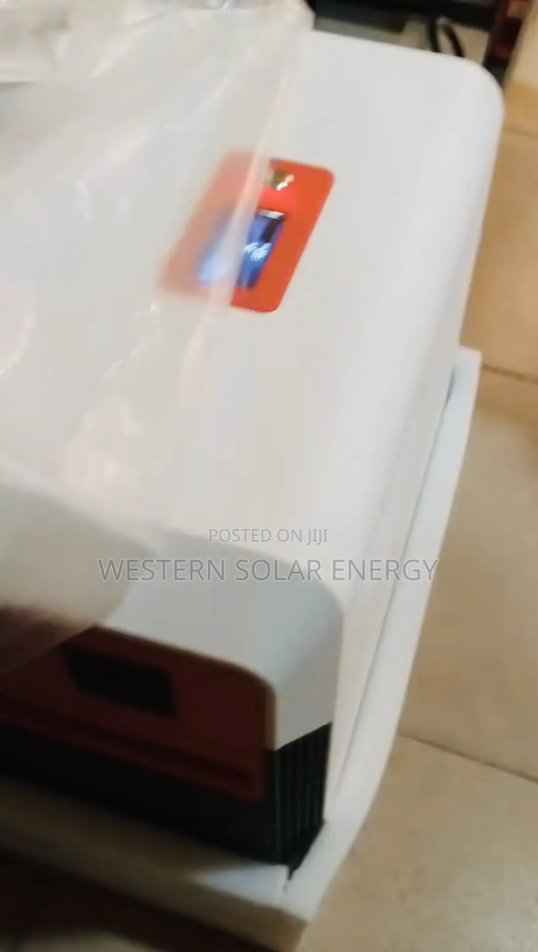 Cola 3600 Solar Generator