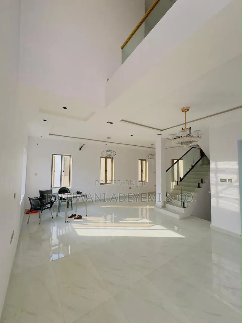 5 Bedroom Detached Duplex With Bq