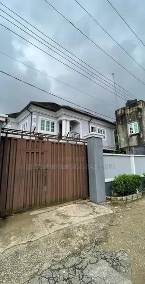 8bdrm Duplex in Rumuokwurusi  New for sale