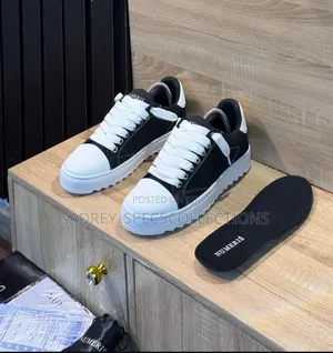 Numeris Top Quality Unisex Sneakers Now Available*