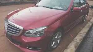 Mercedes-Benz E350 2015 Red