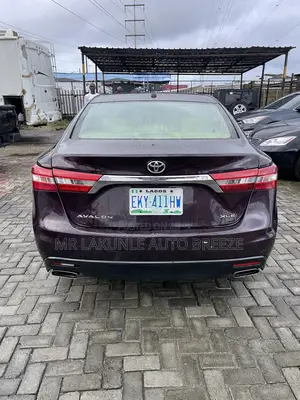 Toyota Avalon 2015