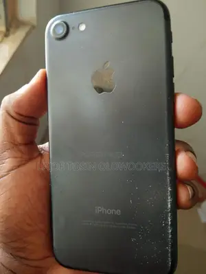 Apple iPhone 7 32 GB Black