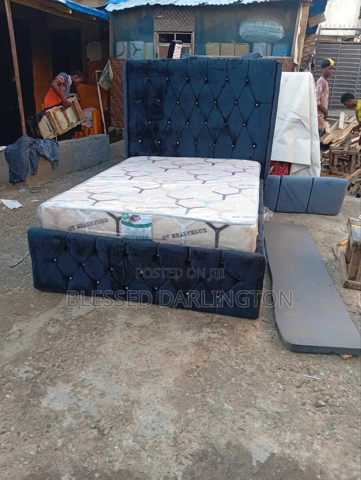 High Quality Standard Upholstery Bed Frame