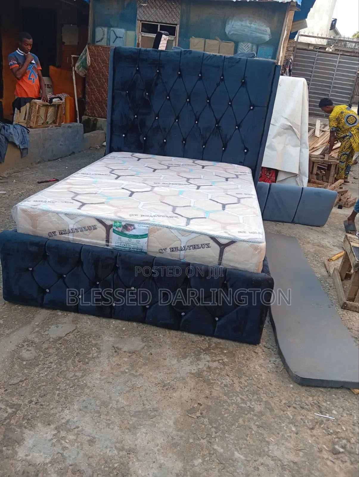 High Quality Standard Upholstery Bed Frame