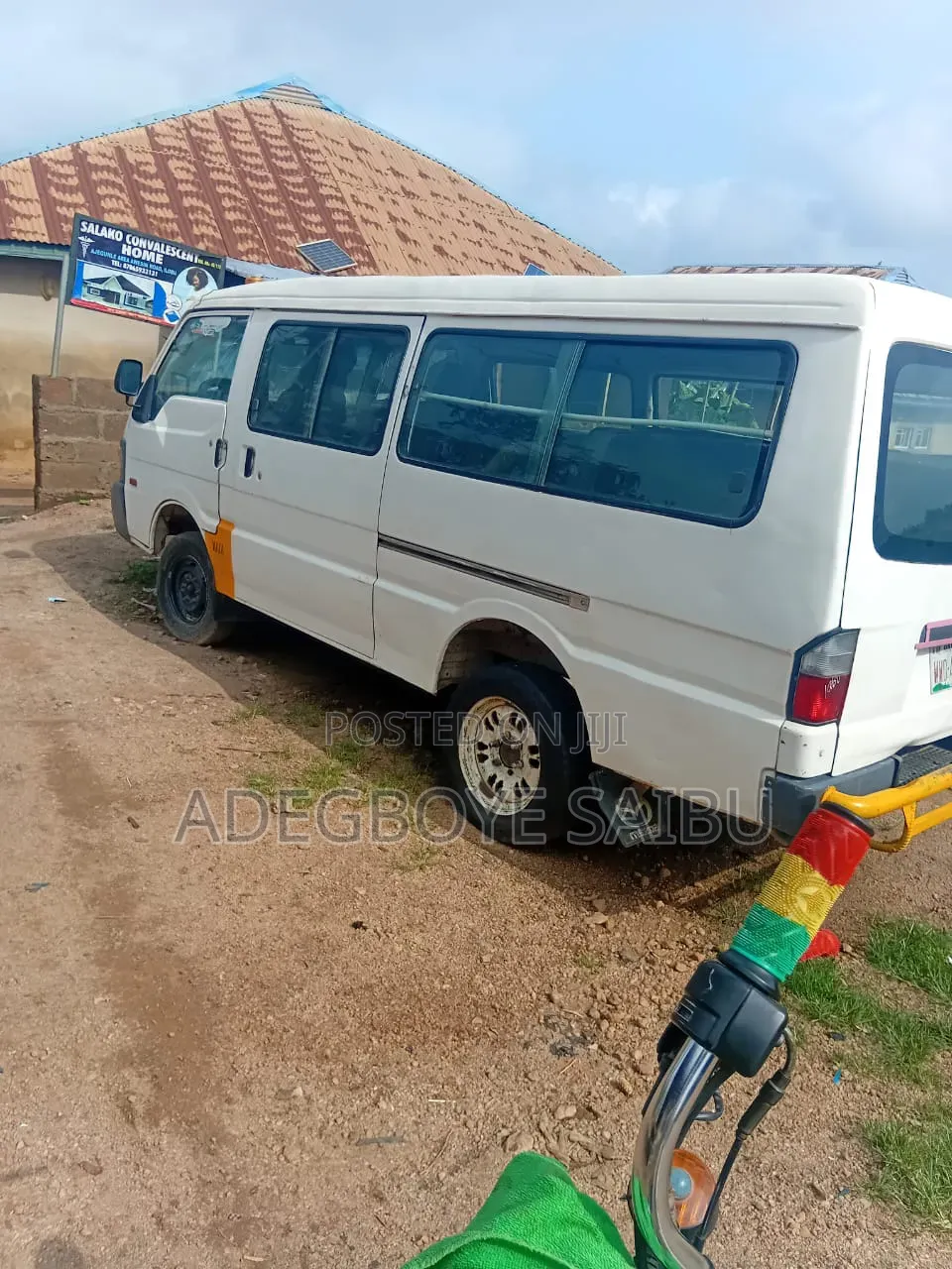 Mazda E2000 2010 White