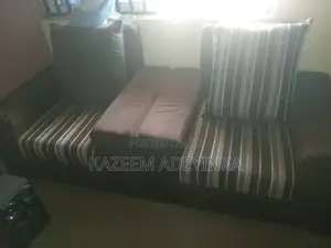 7 Seater Chair