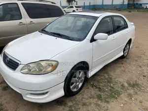 Toyota Corolla 2006 White