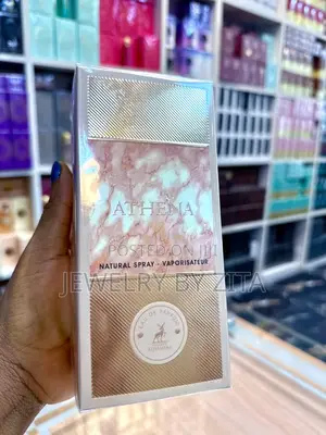Athena by Maison Alhambra