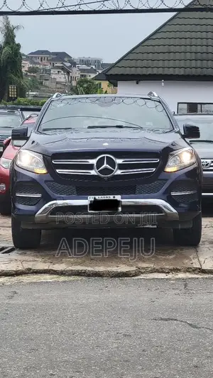 Mercedes-Benz GLE-Class GLE 350 2016 Blue