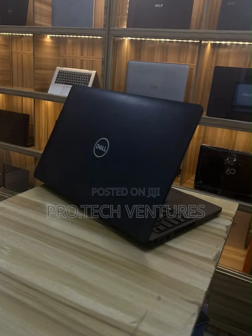 Laptop Dell Latitude 5500 8GB Intel Core i5 SSD 256GB