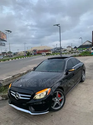 Mercedes-Benz C300 2015 Black