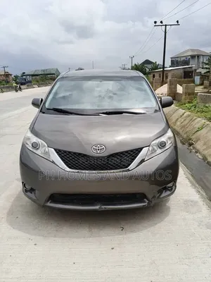 Toyota Sienna 2014 Gray