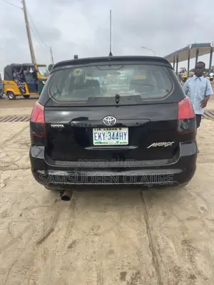 Toyota Matrix 2004 Black