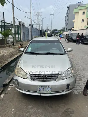 Toyota Corolla LE 2004 Silver