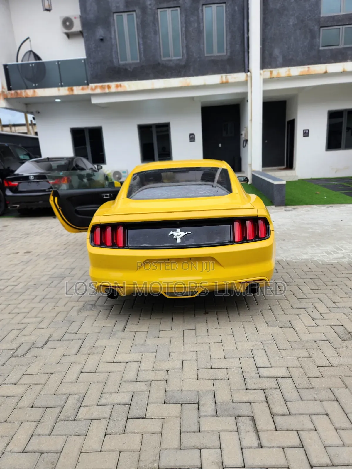 Ford Mustang 2017 Yellow