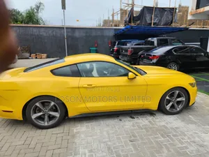 Ford Mustang 2017 Yellow