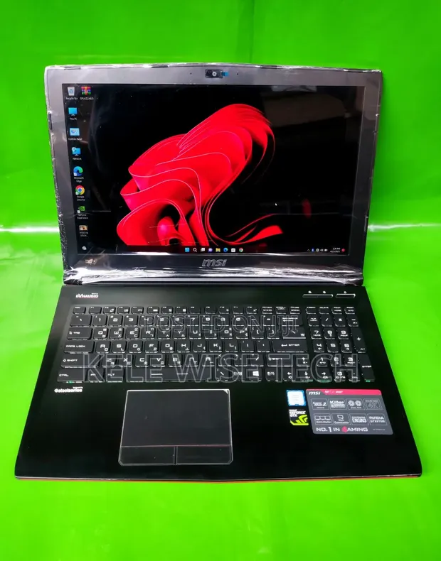 Laptop MSI GE62VR 7RF Apache Pro 16GB Intel Core i7 HDD+SSD 1T