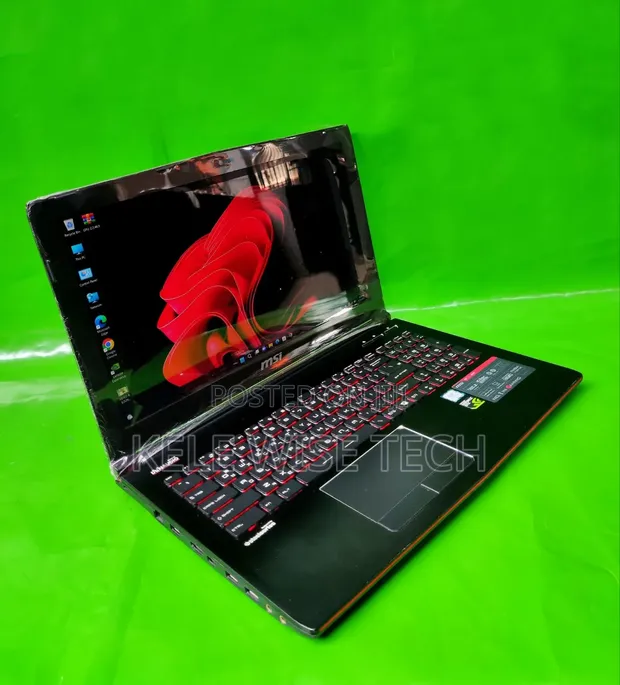 Laptop MSI GE62VR 7RF Apache Pro 16GB Intel Core i7 HDD+SSD 1T