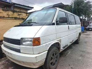 Volkswagen Transporter 2003 White