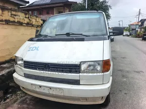 Volkswagen Transporter 2003 White
