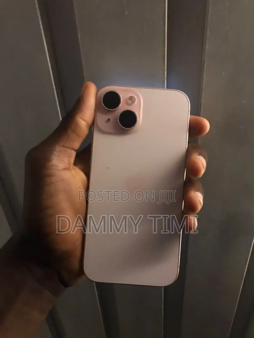 Apple iPhone 15 128 GB Pink