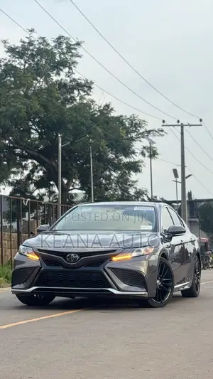 Toyota Camry XSE V6 2023 Gray