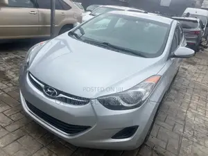 Hyundai Elantra 2013 Silver