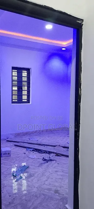 2bdrm Block of Flats in P And T Estate, Boys Town for rent
