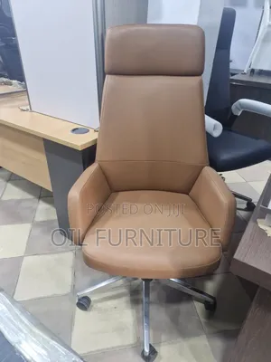 Premium Tan Leather Executive Chair for Boss / Ceo Office Desk