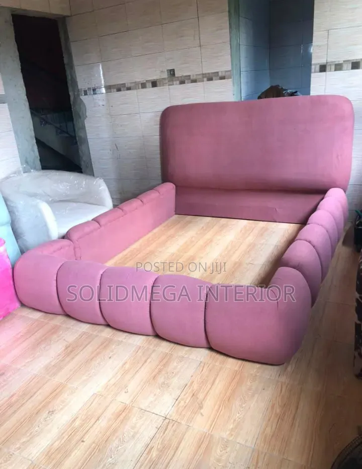 Solid Interior Mini Seater