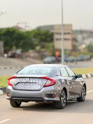 Honda Civic 2018 Gray