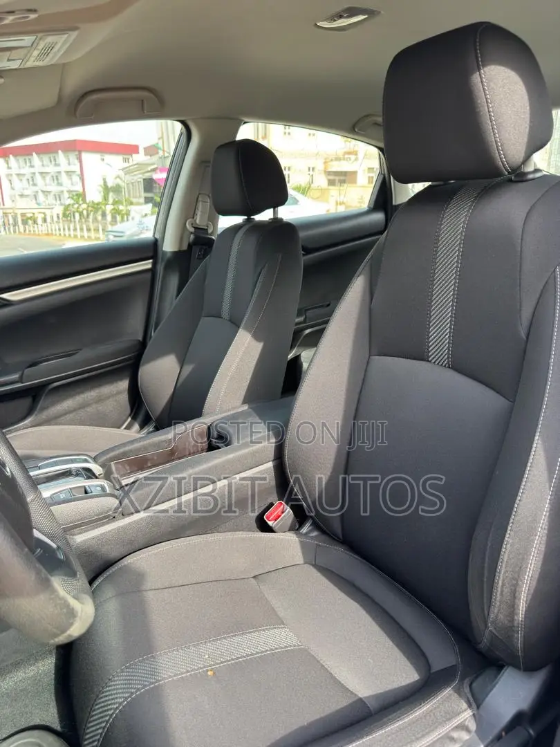 Honda Civic 2018 Gray